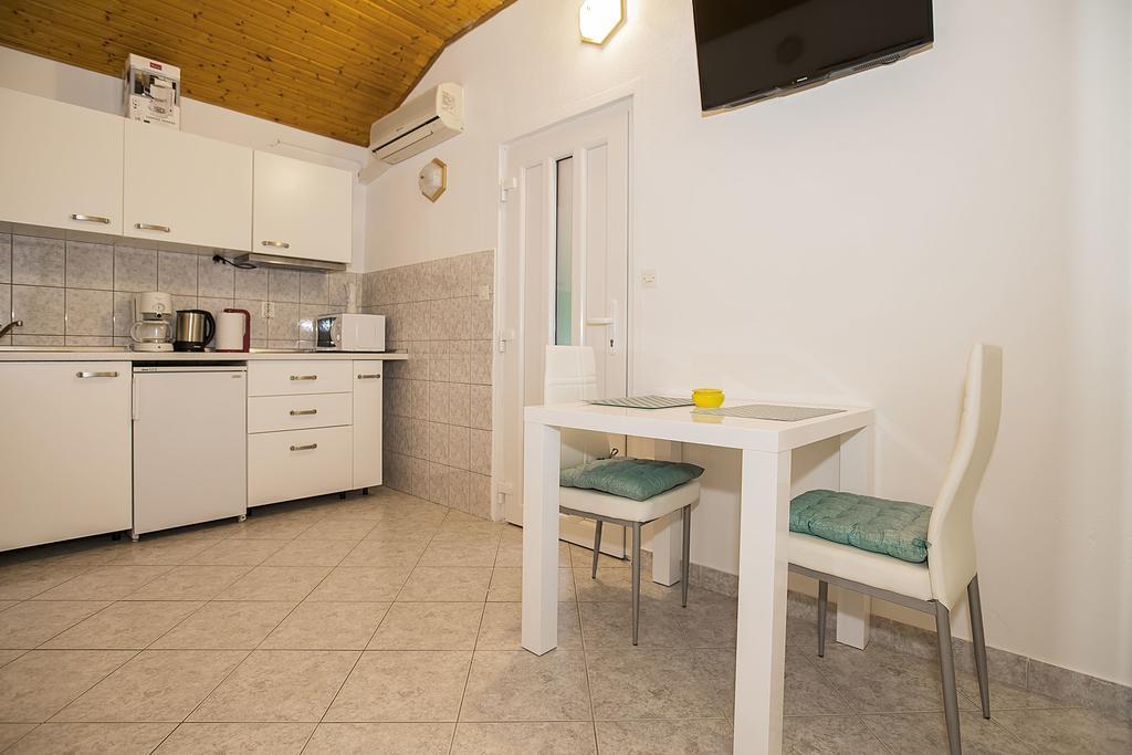 Apartments Juranic Baska  Room photo