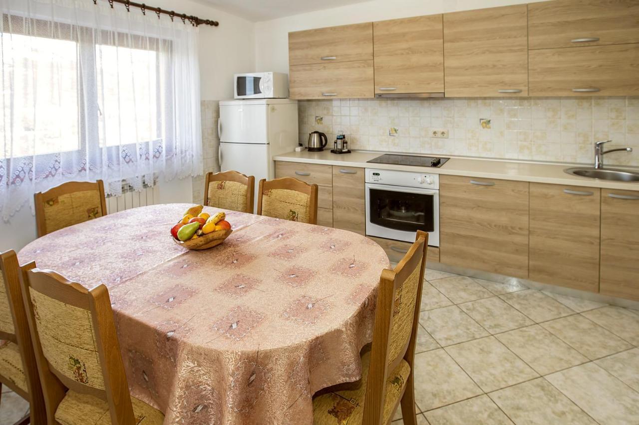 Apartments Juranic Baska  Exterior photo